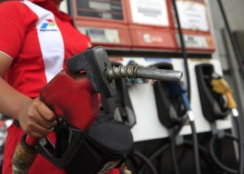 Mulai hari ini, Pertamina jual BBM lebih murah Rp300 per liter di Sulut