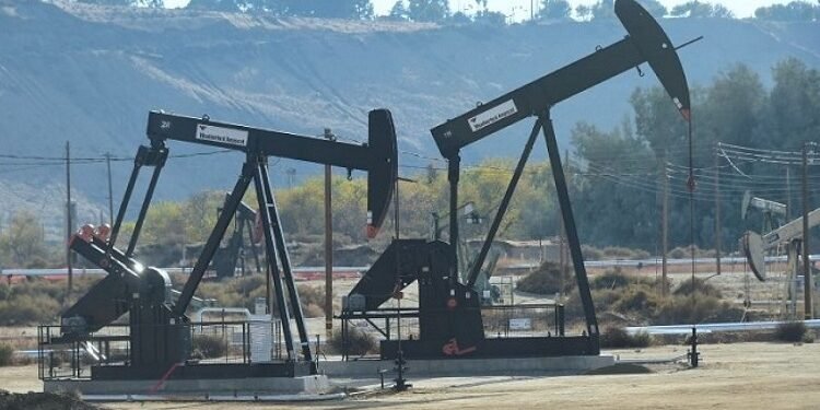 Lembaga riset sebut optimalisasi blok besar bisa jadi andalan produksi migas nasional